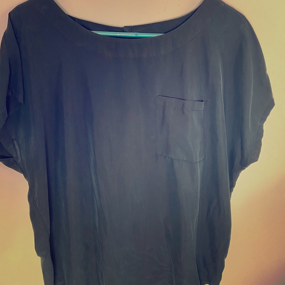 Chico’s black top